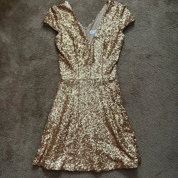 Dress the Population | Dresses | Dress The Population Gold Sequin Cap  Sleeve Mini Dress Size Xs | Poshmark
